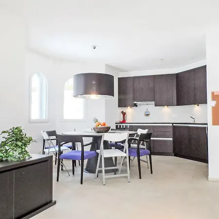 A11 By Interhome Lejlighed *