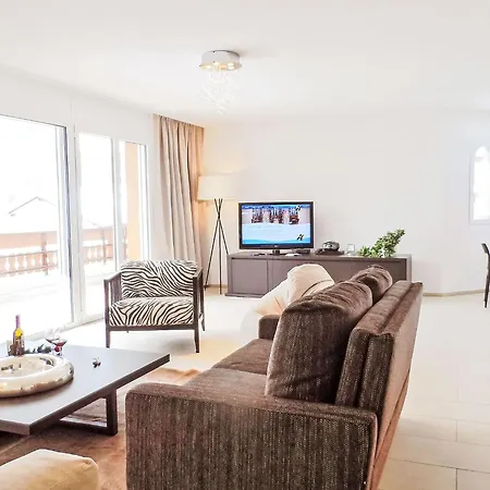 A11 By Interhome * لوكباد